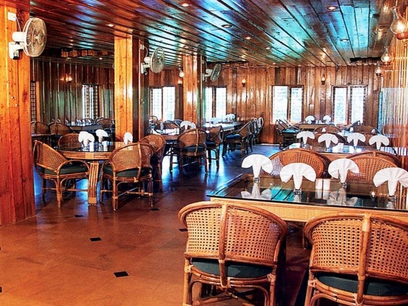 Hotel Woods N Spice - Thekkady à Kumily Extérieur photo