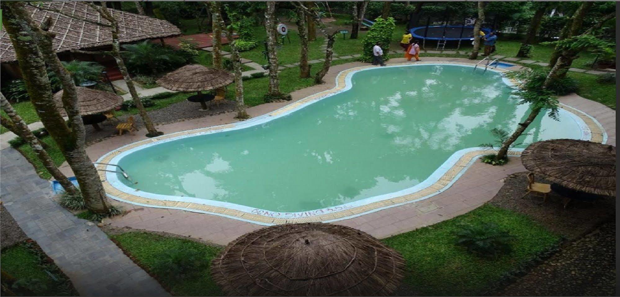 Hotel Woods N Spice - Thekkady à Kumily Extérieur photo
